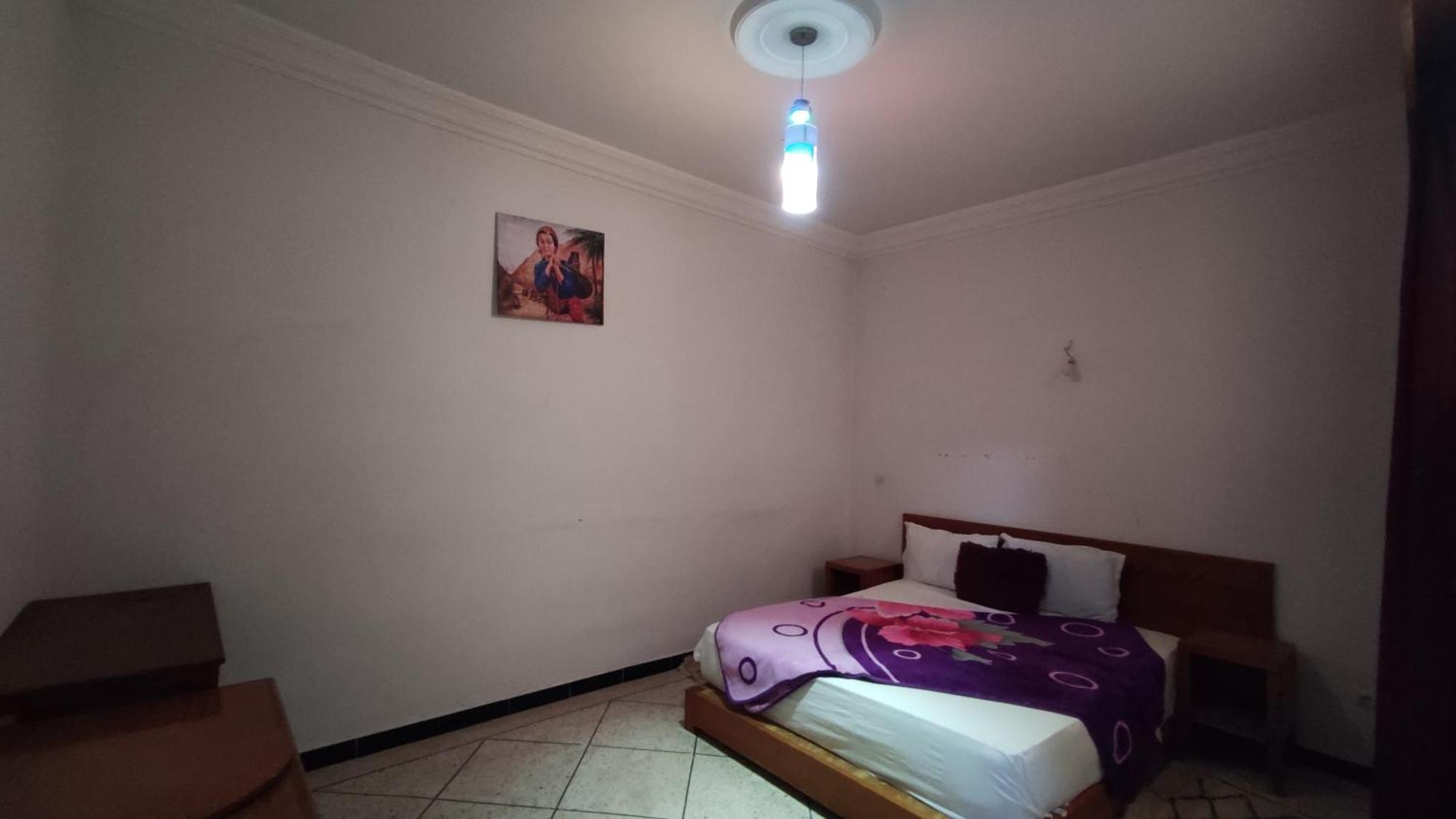 Hostel Afgo Rooftop Varzazate Szoba fotó